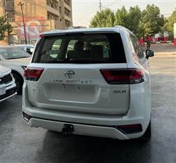 تۆیۆتا لاند کروزەر